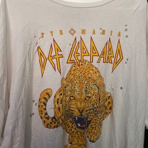Def leppard tshirt- urban outfitters